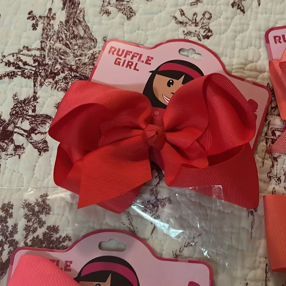 Ruffle girl bows